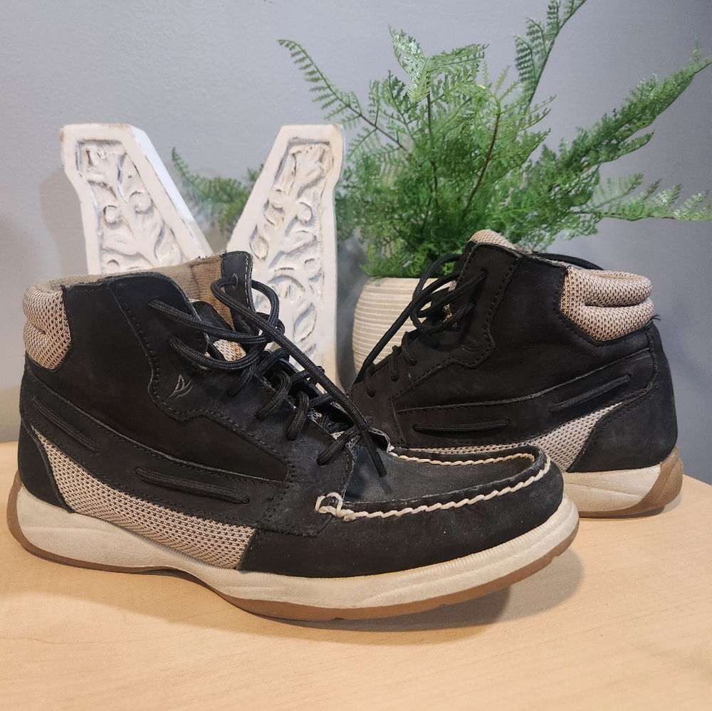 Sperry Hightops